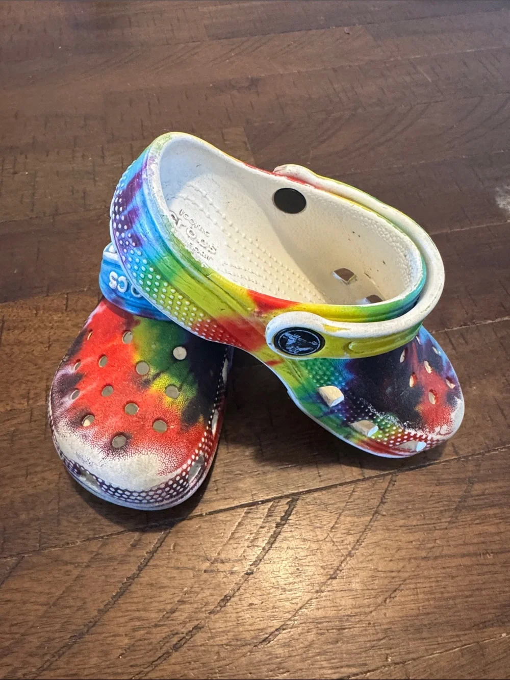 CROCS Kids Tie-Dye Rainbow Sandal Clogs
